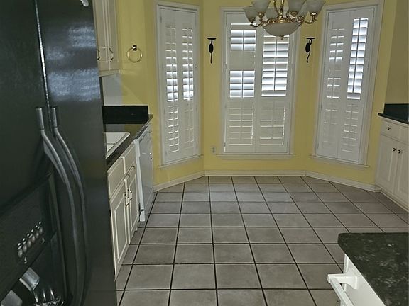 3rd image of 1133 Wisteria Dr #1