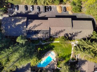 20720 4th St APT 11, Saratoga, CA 95070
