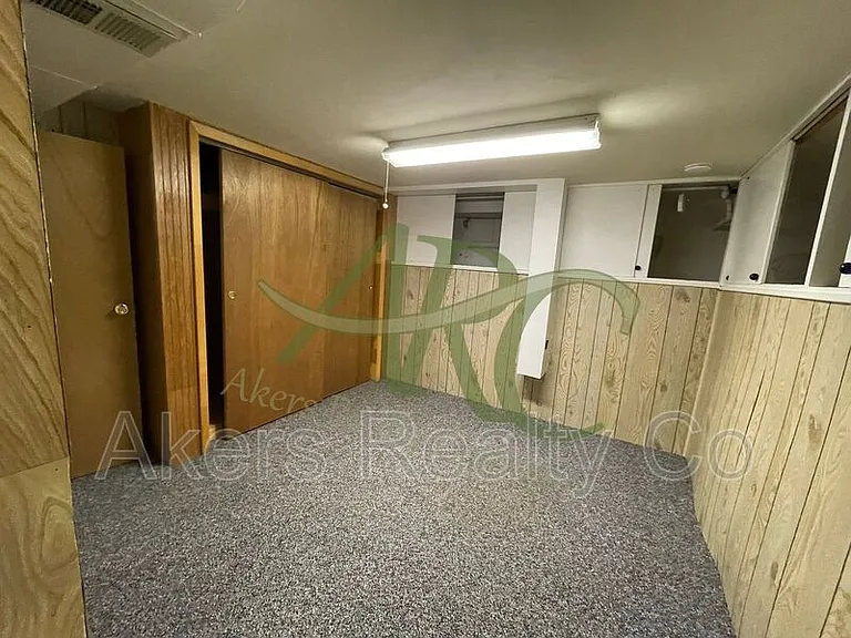 524 Belmont Ave — Photo 21