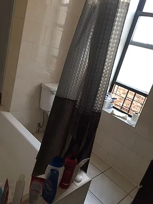 Rented by G2 Realty Group LLC | media 18