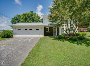 1712 Colonial Ridge Rd, Johnson City, TN 37604