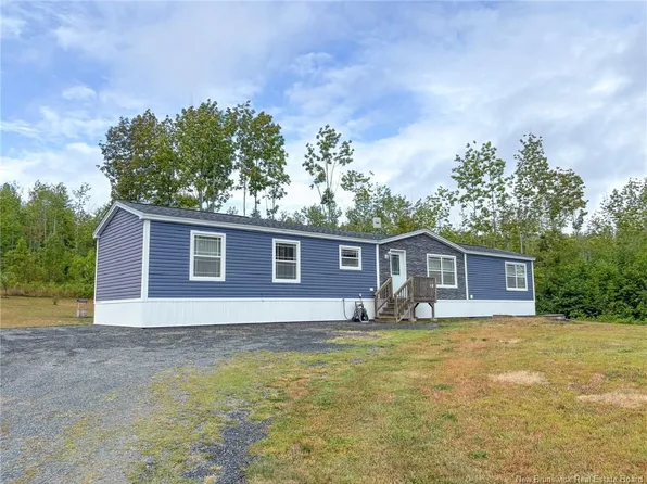 118 Oak Mountain Rd, Woodstock, NB E7N 2S3