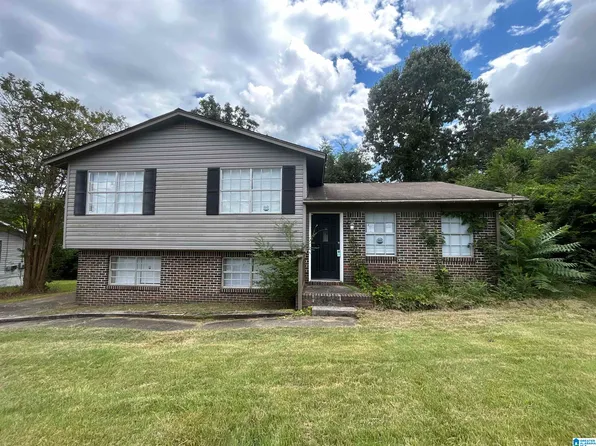 823 Country View Dr, Birmingham, AL 35215