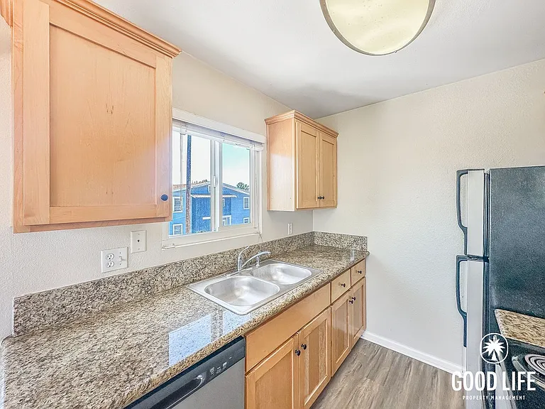 3053 C St #2 — Photo 3