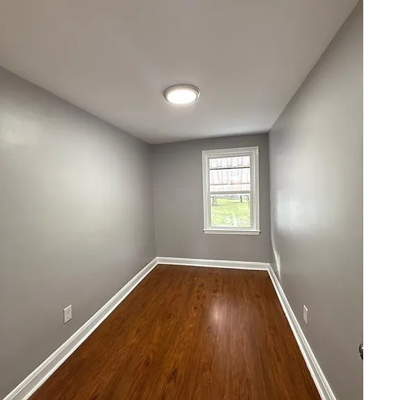 300 Leeanne Rd — Photo 14