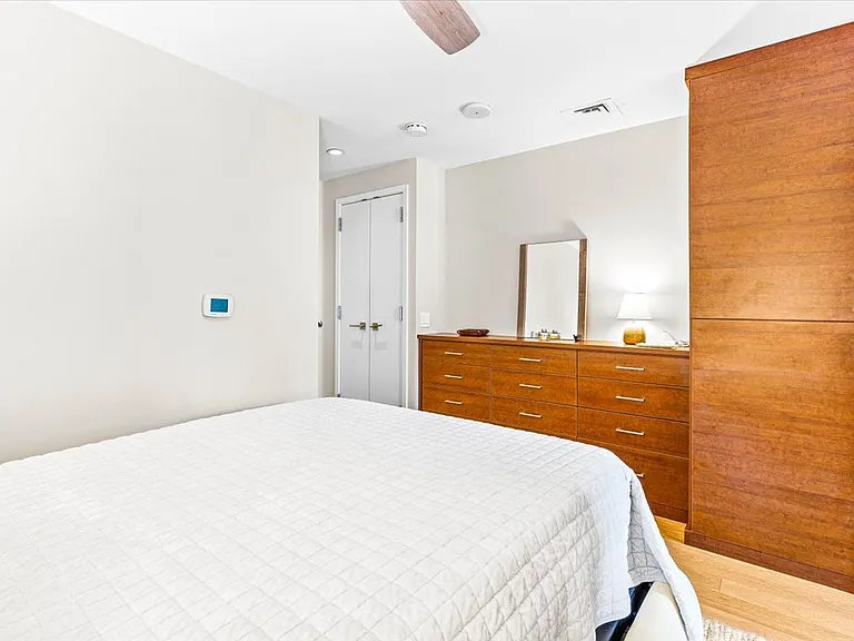 1108 Auahi St #203 — Photo 4