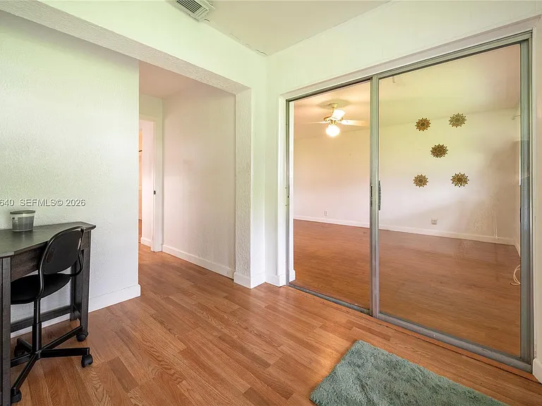 8555 NW 10th St #B106 — Photo 17