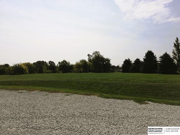 4th image of 4 Cooper Woods