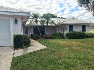1242 Raintree Ln, Wellington, FL 33414