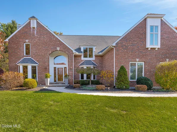 8 Thistle Lane, Glenmont, NY 12077