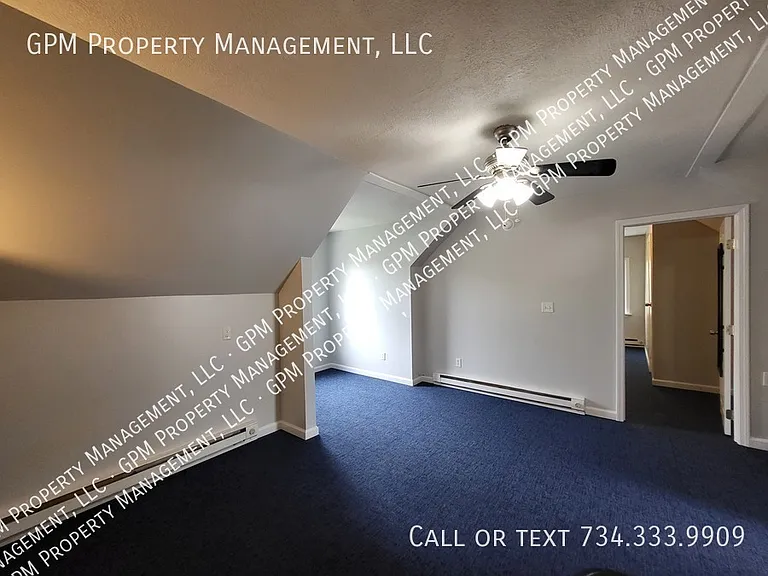1563 Wilson Ave — Photo 7