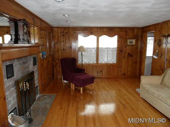 3rd image of 23 Curran Rd