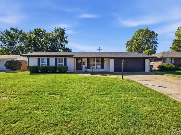 73 Bedford Dr, Belleville, IL 62226