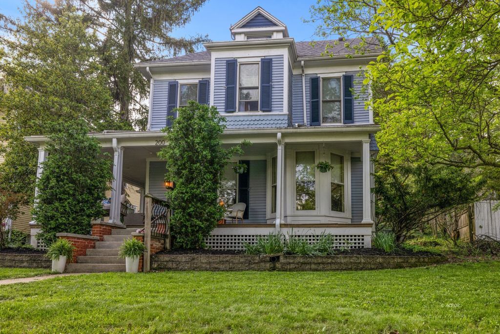Real estate listing image