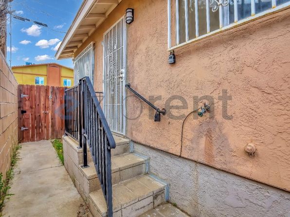 16025 L St APT D