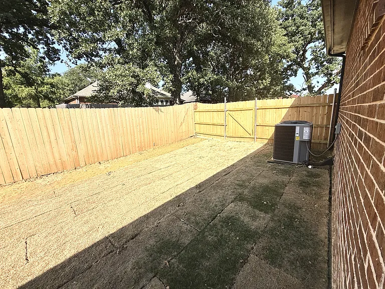 921 S Franklin Dr — Photo 26