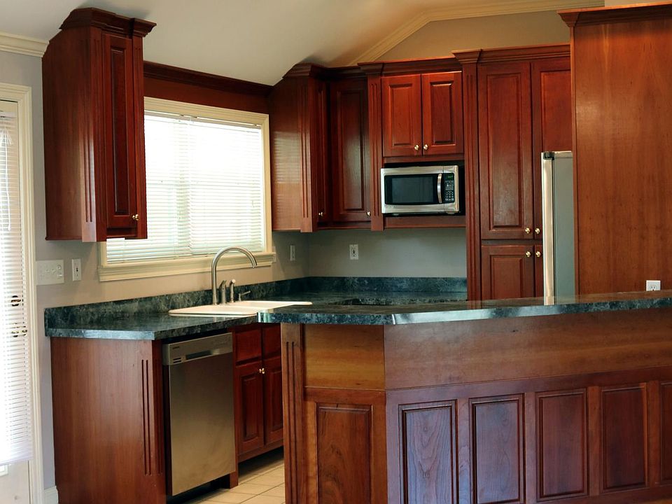 2nd image of 1757 Scenic Dr