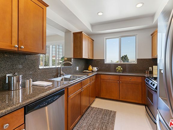 5th image of 1241 S Westgate Ave APT 301