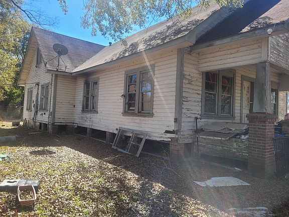 4th image of 527 County Road 4212