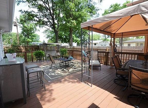 4th image of 6713 Olivewood Dr
