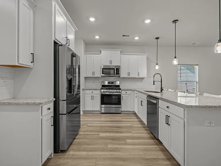 135 Empyrean Cir — Photo 8