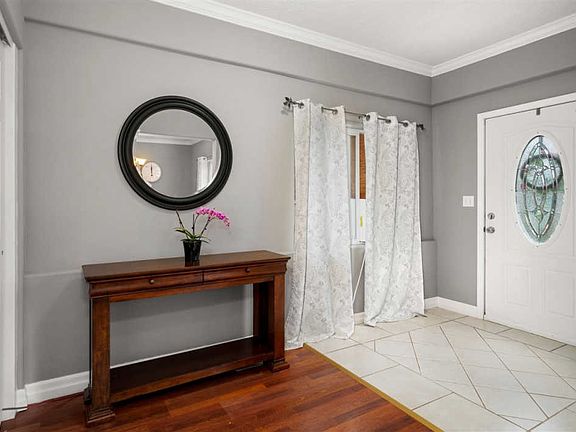 3rd image of 3721 E 35th Ave