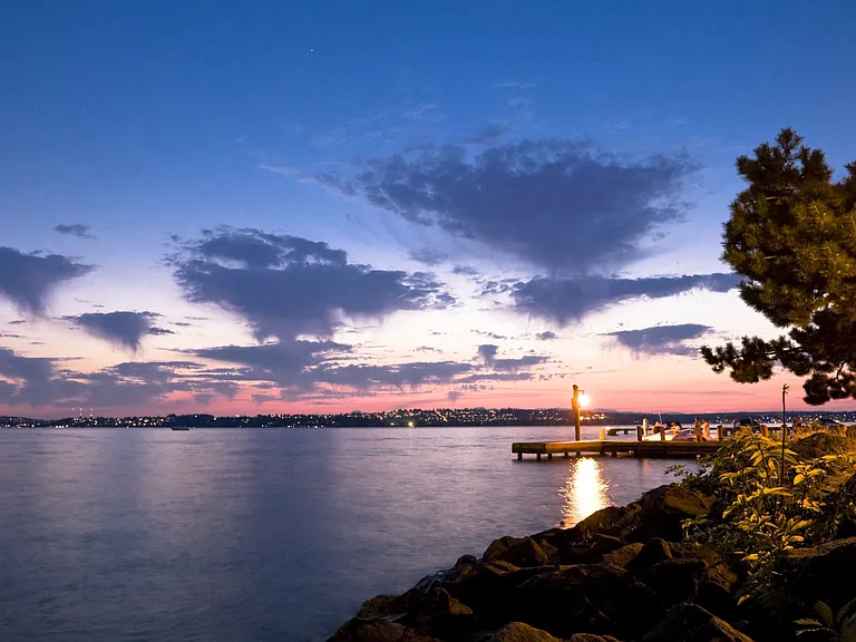 Enjoy gorgeous sunsets over Lake Washington.