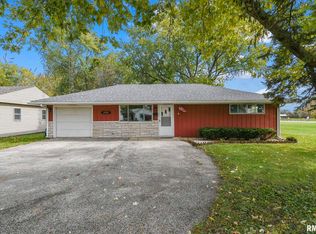 3424 S 4th St, Southern View, IL 62703