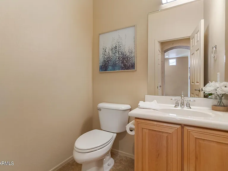 35305 N 31st Dr — Photo 9