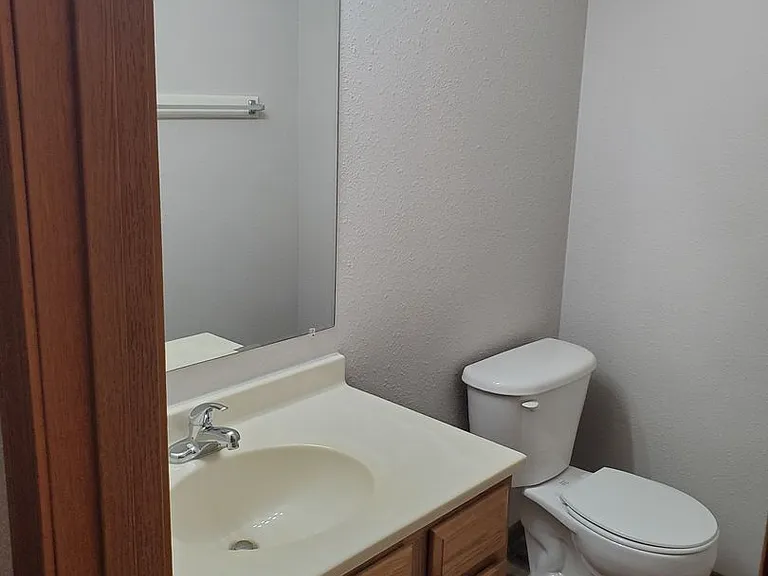 7319 SW 23rd St — Photo 9