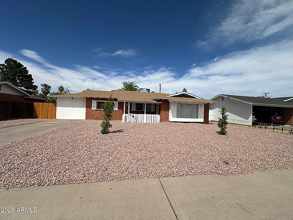 3rd image of 3606 W STELLA Lane