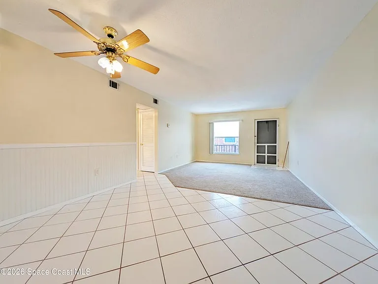 190 E Olmstead Dr #E10 — Photo 6
