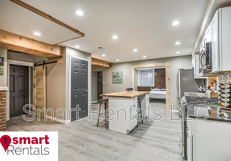 3640 Shaw Blvd — Photo 1