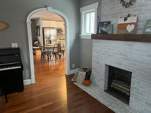 Entry to home, sitting room