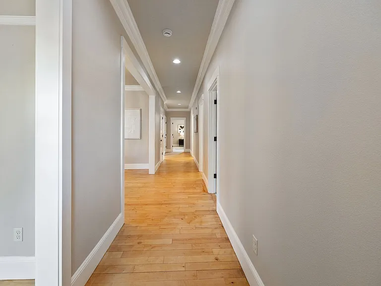 216 NE Tillamook St #A — Photo 30