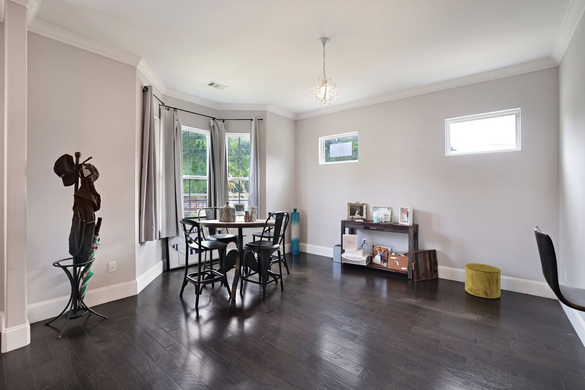 next background image