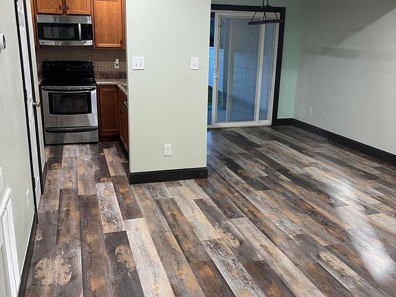 3rd image of 2948 Titanium Ln