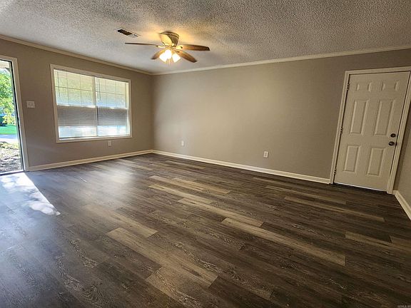 5th image of 1233 Mimosa St