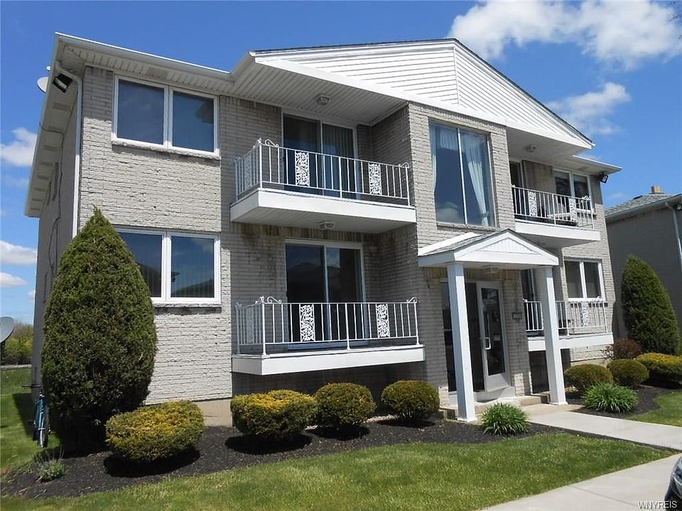 1st image of 100 Churchcroft Ln APT 3