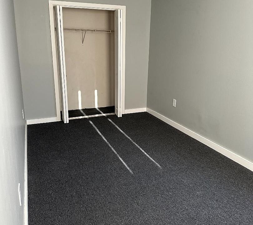 Unit Photo