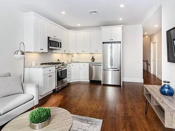 Specious livingroom