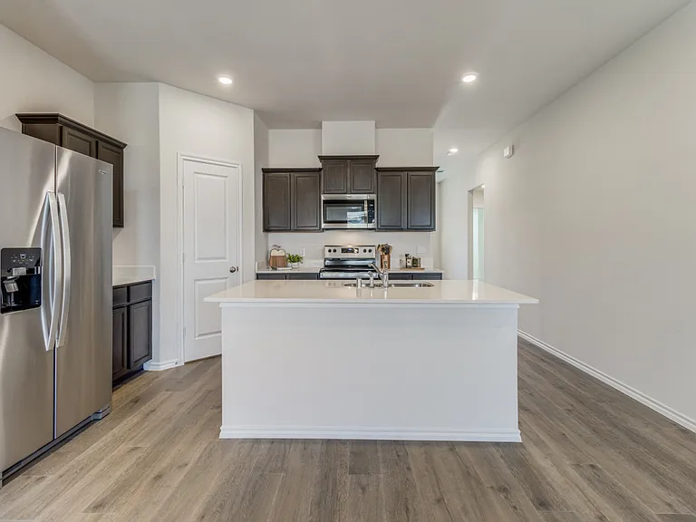 2921 Jasmine Dr — Photo 8