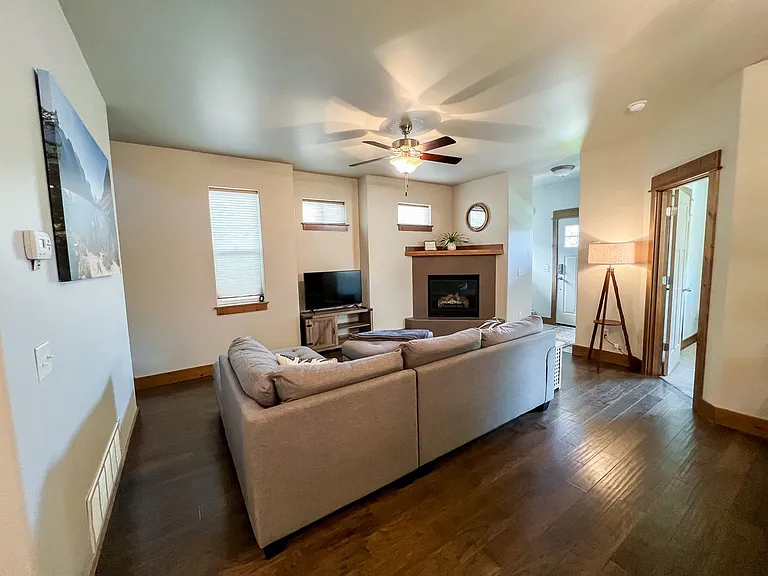 1387 Crabapple Dr — Photo 64