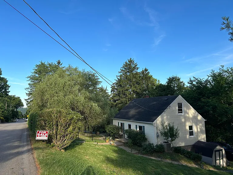 215 Ridge Ave — Photo 20