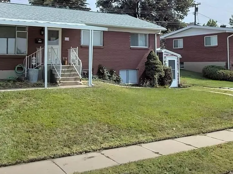 1865 Spring Creek Dr — Photo 9