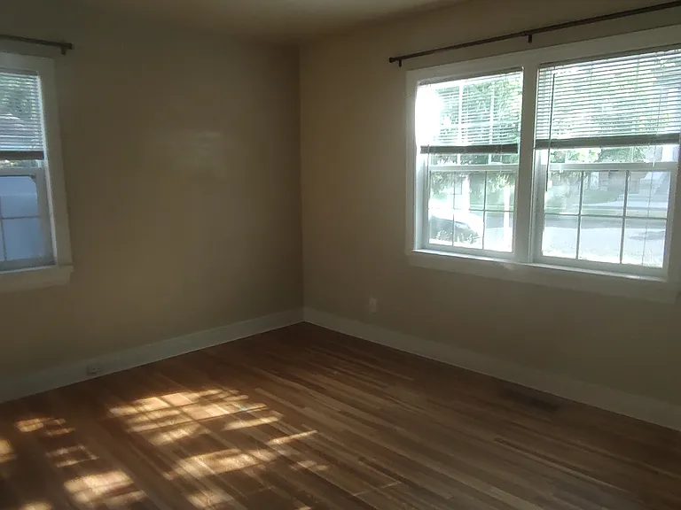 631 7th Ave #A — Photo 31