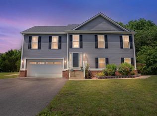 7342 Saint Joseph Pl, Hughesville, MD 20637