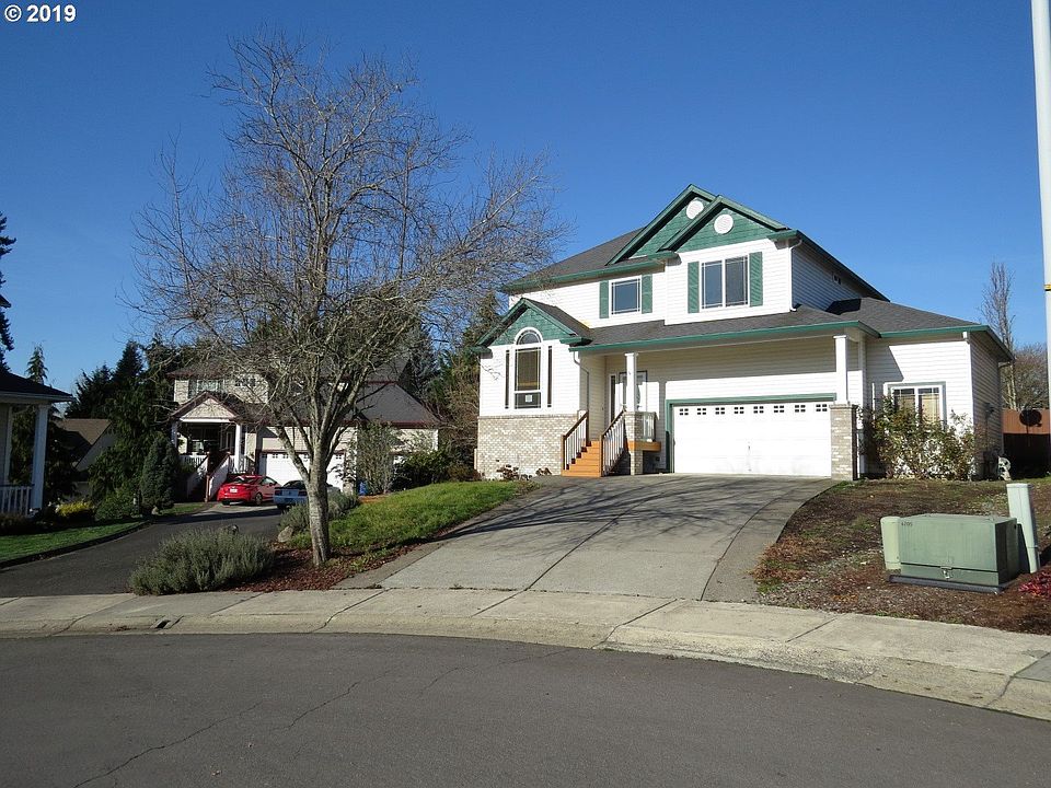 1st image of 2606 NE 91st St