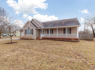 1104 Shady Ln, Tecumseh, MI