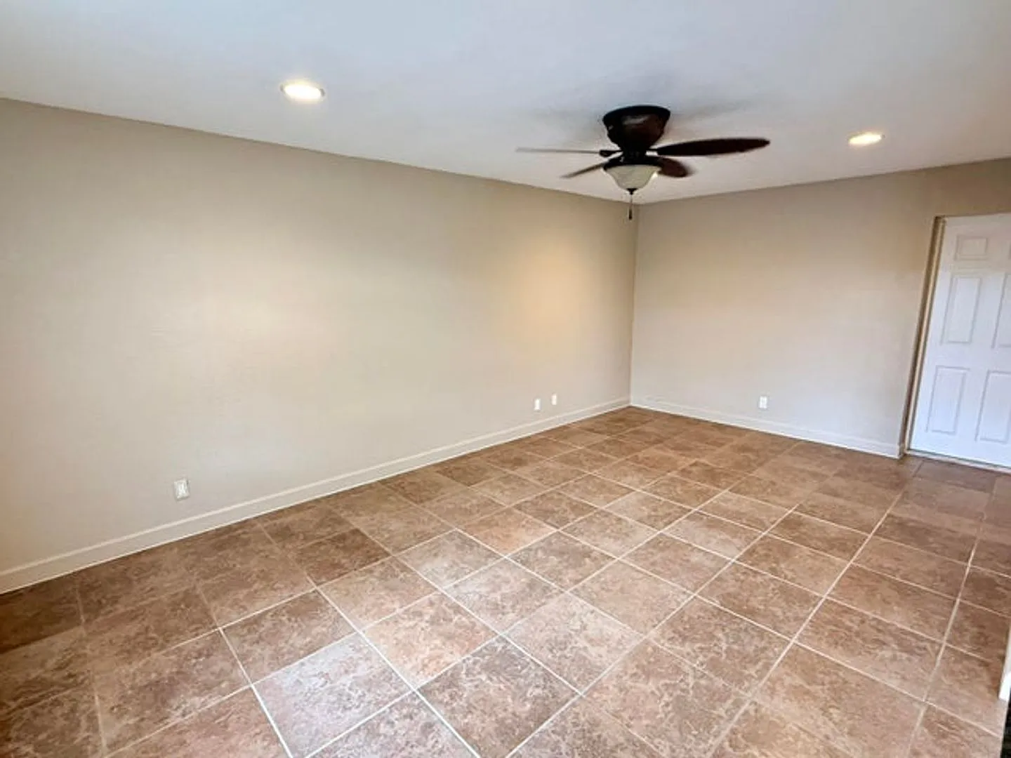 180 SW 32ND Terrace, Deerfield Beach, FL 33442 - 2356 — Photo 3